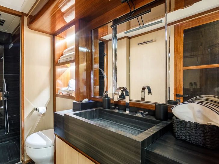 VAY Su Marine 40m - VIP cabin 2 bathroom VAY Su Marine 40m - VIP cabin 2 bathroom