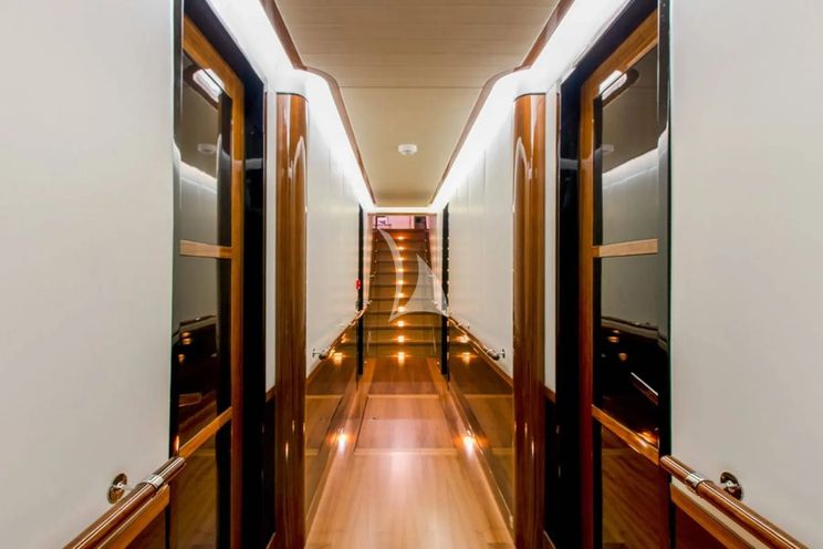 Charter Yacht VAY - Su Marine 40m - 5 Cabins - Athens - Mykonos - Paros - Cyclades - Greece