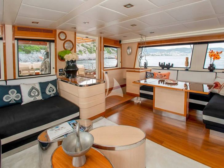 VAY Su Marine 40m - saloon other view VAY Su Marine 40m - saloon other view