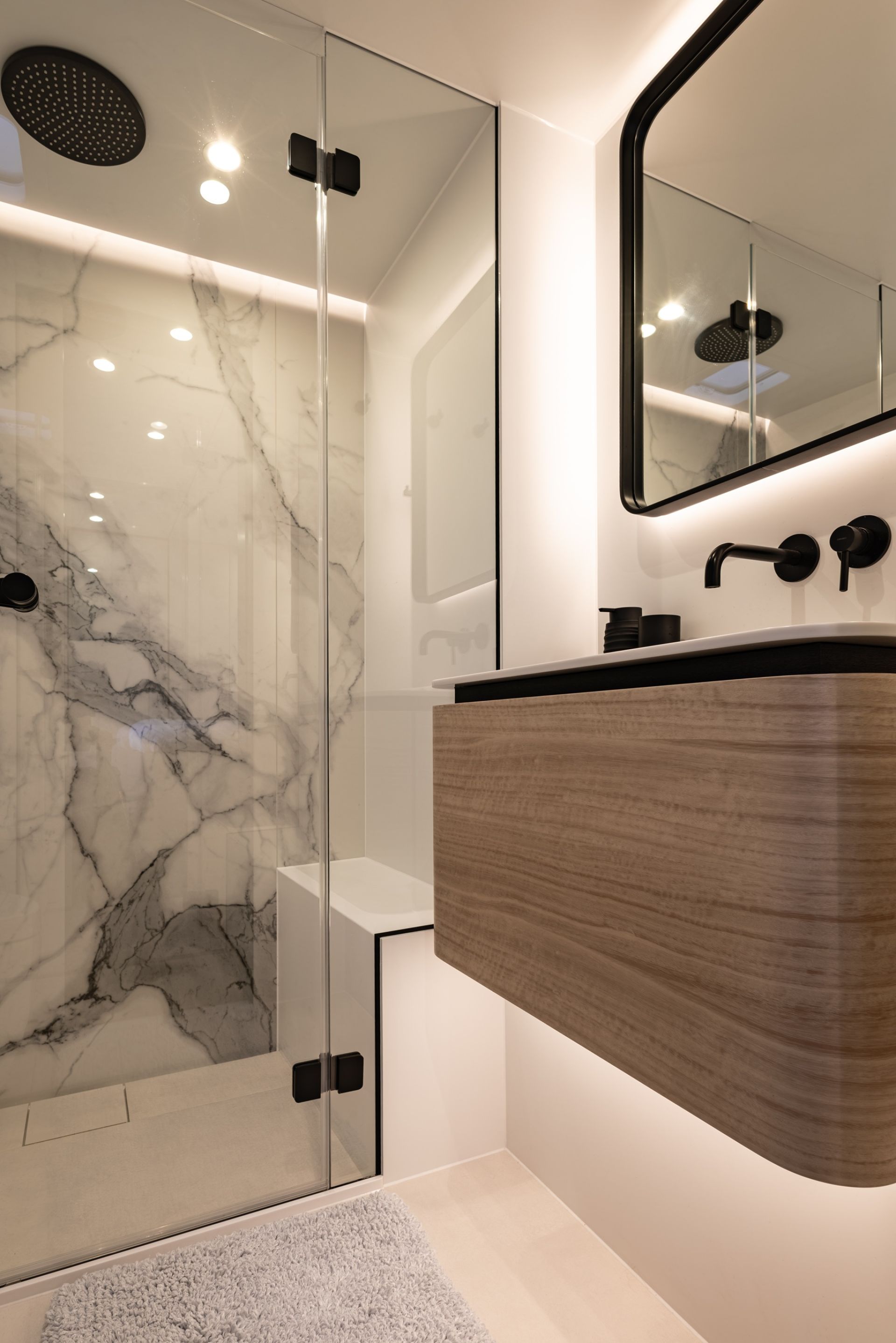 VELA Sunreef 70 Eco - cabin bathroom