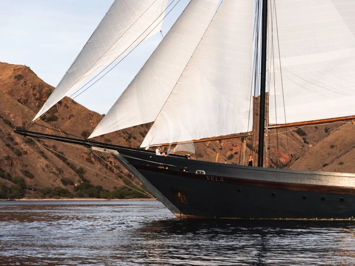 VELA Phinisi 50m - foredeck shot VELA Phinisi 50m - foredeck shot