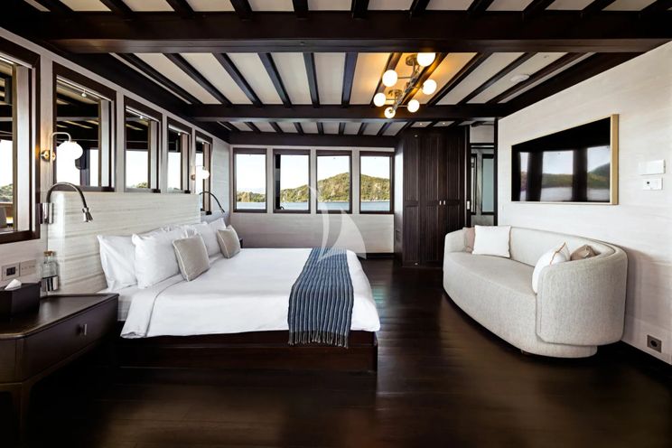 Charter Yacht VELA - Phinisi 50m - 6 Cabins - Labuan Bajo - Komodo - Sorong - Raja Ampat - Indonesia