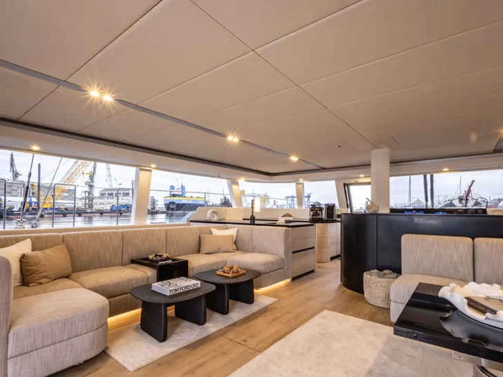 VELA Sunreef 70 Eco - saloon lounge VELA Sunreef 70 Eco - saloon lounge