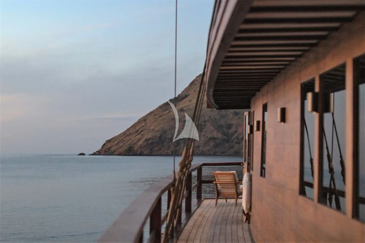 Charter Yacht VELA - Phinisi 50m - 6 Cabins - Labuan Bajo - Komodo - Sorong - Raja Ampat - Indonesia