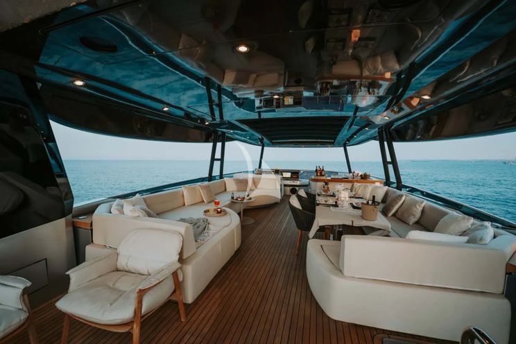 Charter Yacht VENUS - Monte Carlo MCY86 - 4 Cabins - Naples - Capri - Positano - Amalfi Coast - Italy