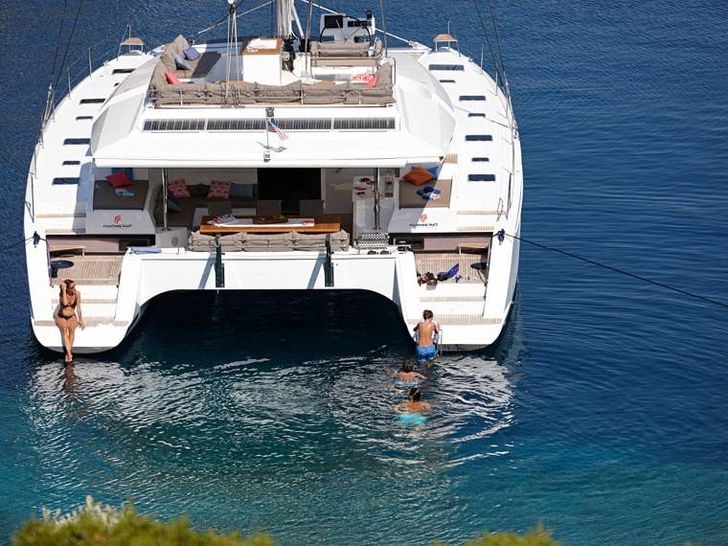 VIDA BOA II - aft view
