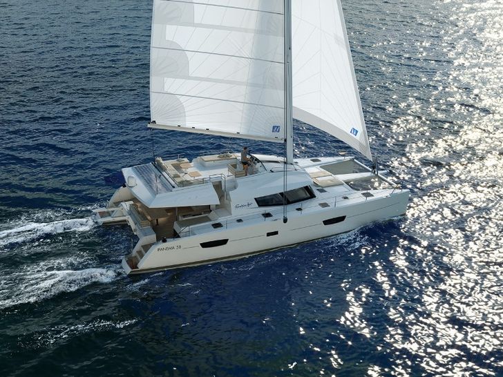 VIDA BOA II Fountaine Pajot Ipanema 58 - cruising VIDA BOA II Fountaine Pajot Ipanema 58 - cruising
