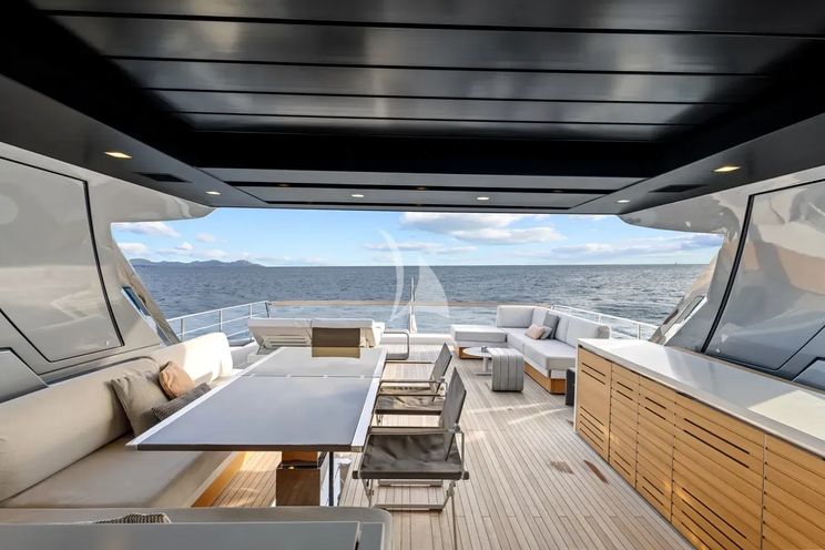 Charter Yacht VINCI II - Sanlorenzo SX88 - 4 Cabins - Cannes - Monaco - St. Tropez - French Riviera