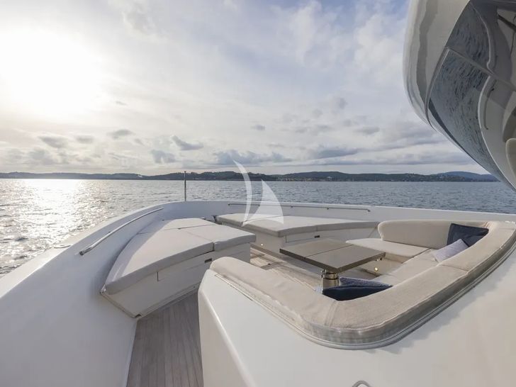 VINCI II Sanlorenzo SX88 - foredeck VINCI II Sanlorenzo SX88 - foredeck