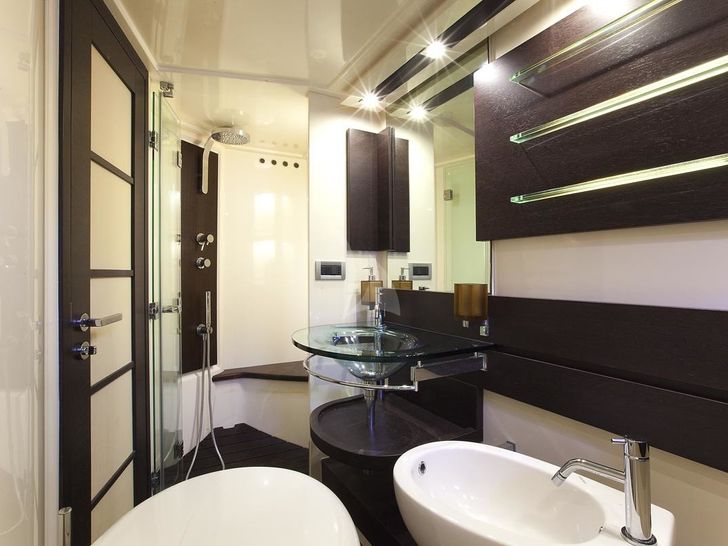 VIP bathroom VIP bathroom