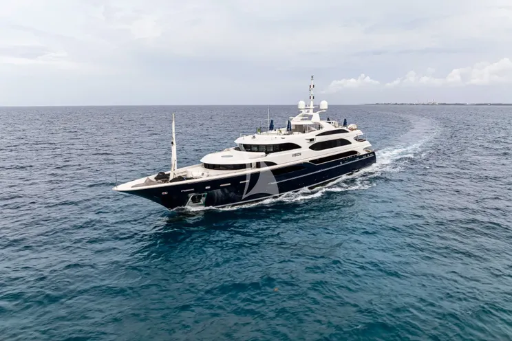 Charter Yacht VISION - Benetti 60m - 6 Cabins - Cannes - Nice - Antibes - St Tropez - French Riviera