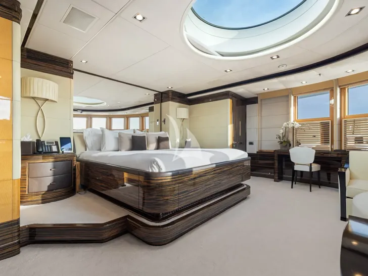 VISION Benetti 60m - master cabin wide shot VISION Benetti 60m - master cabin wide shot