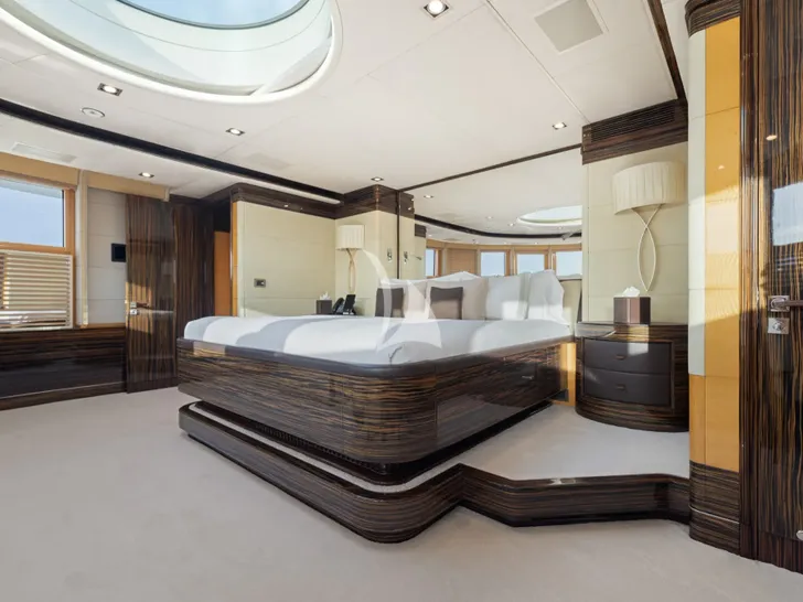 VISION Benetti 60m - master cabin VISION Benetti 60m - master cabin
