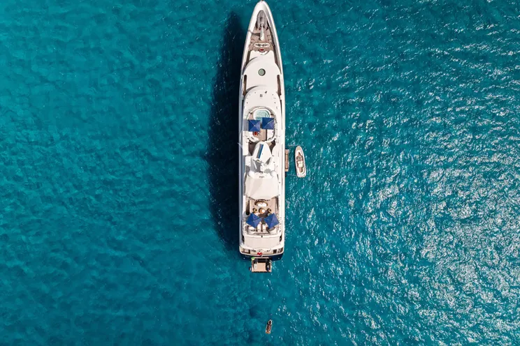 Charter Yacht VISION - Benetti 60m - 6 Cabins - Cannes - Nice - Antibes - St Tropez - French Riviera