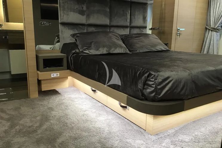 Charter Yacht VISIONARIA - Amer 94 - 4 Cabins - Cannes - St Tropez - Nice - Antibes - French Riviera - Monaco