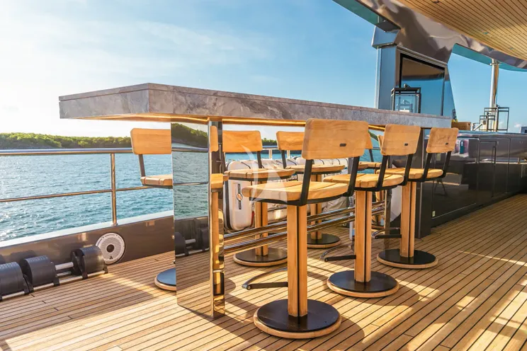 Charter Yacht VIVACE - Alpha Spritz 102 - 5 Cabins - Nassau - Staniel Cay - Exumas