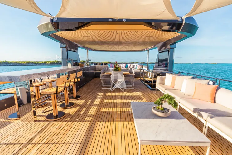 Charter Yacht VIVACE - Alpha Spritz 102 - 5 Cabins - Nassau - Staniel Cay - Exumas