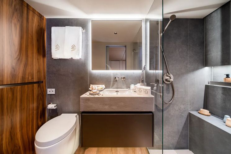 Charter Yacht VIVA LA VIDA - Sunreef 80 - 4 Cabins - Mallorca - Palma - Ibiza - Formentera - Balearics - Spain