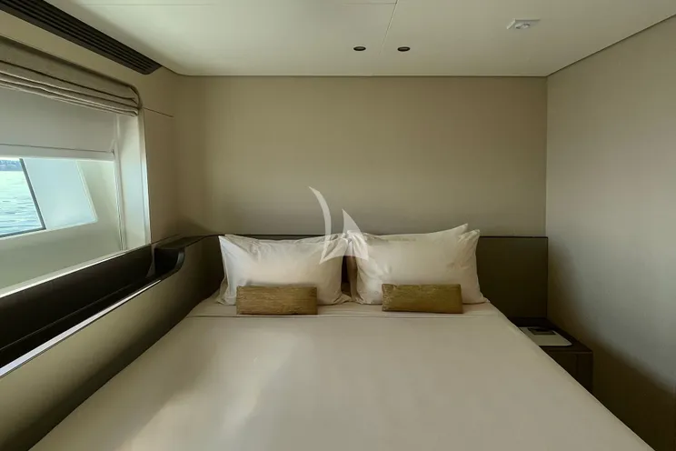 Charter Yacht VOLANTE - Azimut Grande 32M - 5 Cabins - Corfu - Lefkas - Zakynthos - Ionian Sea - Greece