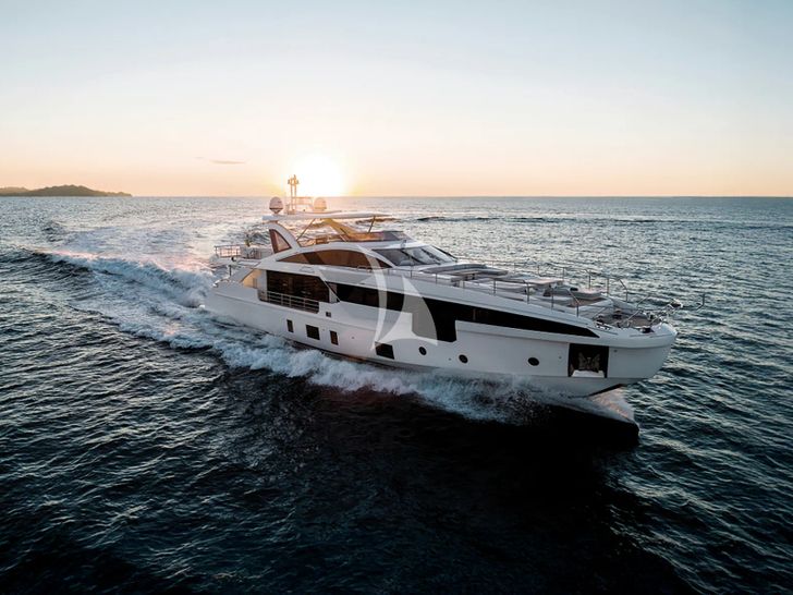 VOLANTE Azimut Grande 32M - profile VOLANTE Azimut Grande 32M - profile