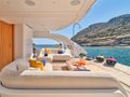 VOLO MARE Azimut Grande Trideck 38m - beach club seating VOLO MARE Azimut Grande Trideck 38m - beach club seating