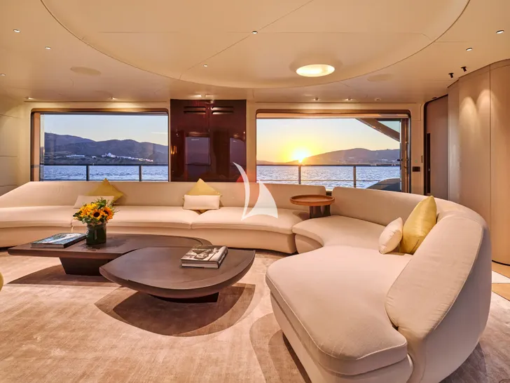 VOLO MARE Azimut Grande Trideck 38m - main saloon seating VOLO MARE Azimut Grande Trideck 38m - main saloon seating