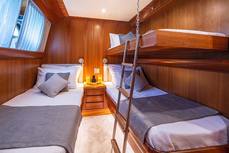 Charter Yacht VYNO - Canados 86 - 4 Cabins - Athens - Mykonos - Naxos - Paros