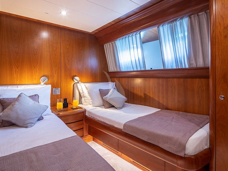 VYNO - Twin Cabin with Pullman VYNO - Twin Cabin with Pullman