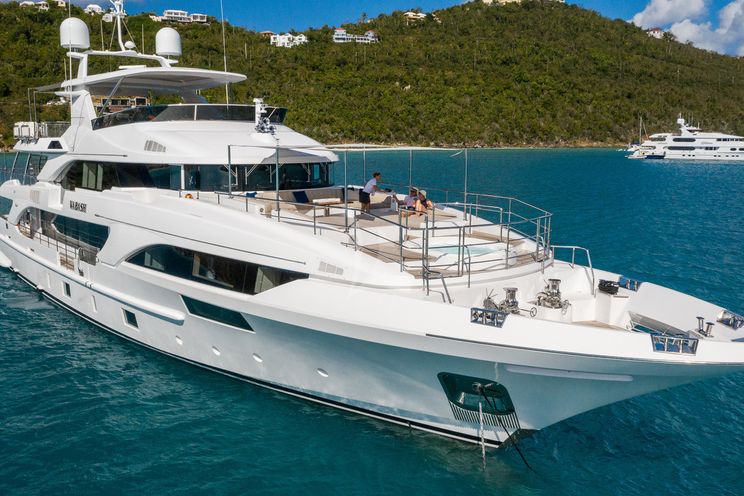 Charter Yacht WABASH - Benetti 132 - 5 Cabins - Nassau