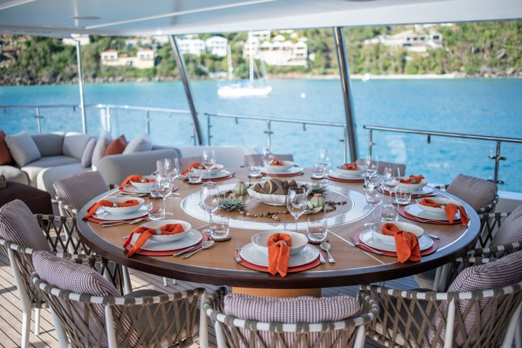 Charter Yacht WABASH - Benetti 132 - 5 Cabins - Nassau