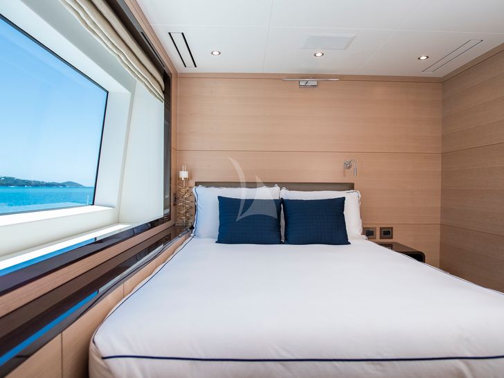WABASH Benetti 132 Double Cabin Bridge Deck WABASH Benetti 132 Double Cabin Bridge Deck