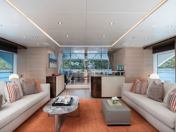 WABASH Benetti 132 Main Salon WABASH Benetti 132 Main Salon