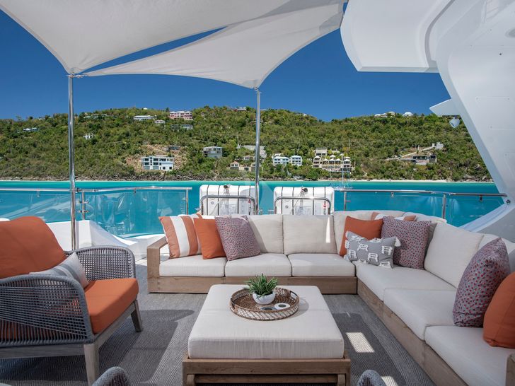 WABASH Benetti 132 Sundeck Lounge WABASH Benetti 132 Sundeck Lounge
