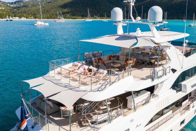 Charter Yacht WABASH - Benetti 132 - 5 Cabins - Nassau