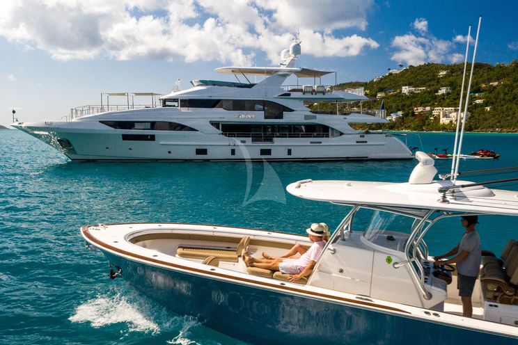 Charter Yacht WABASH - Benetti 132 - 5 Cabins - Nassau