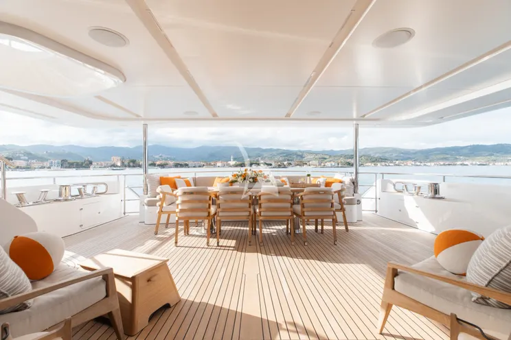 Charter Yacht WABASH - Benetti Classic Supreme 132 - 6 Cabins - Nassau - Exumas - Bahamas