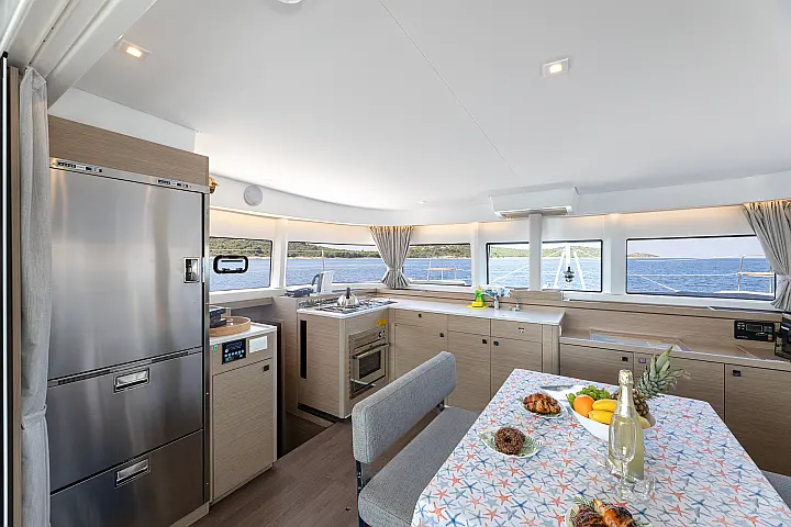 Charter Yacht WANDERER - Lagoon 43 - 4 Cabins - Split - Dubrovnik - Hvar - Croatia