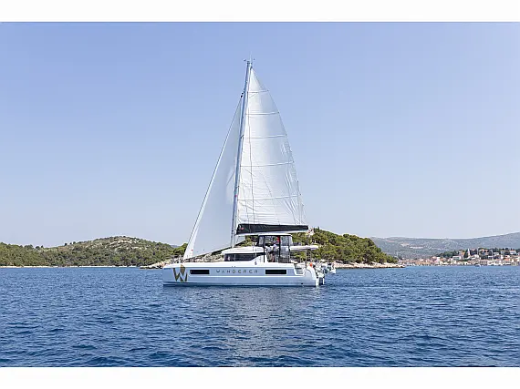 Charter Yacht WANDERER - Lagoon 43 - 4 Cabins - Split - Dubrovnik - Hvar - Croatia