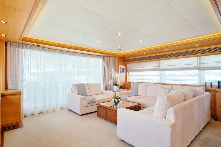 Charter Yacht WATCH ME - Ferretti Custom Line 30m - 5 Cabins - Athens - Mykonos - Paros - Cyclades - Greece