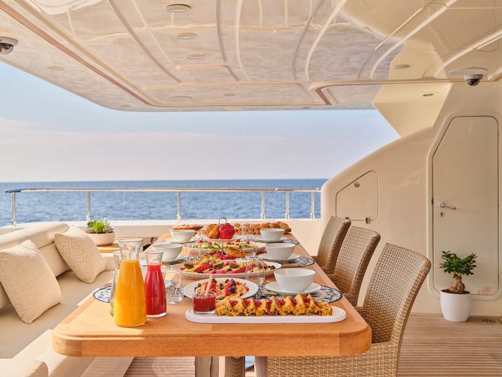 WATCH ME Ferretti Custom Line 30m - aft deck alfresco dining set up WATCH ME Ferretti Custom Line 30m - aft deck alfresco dining set up