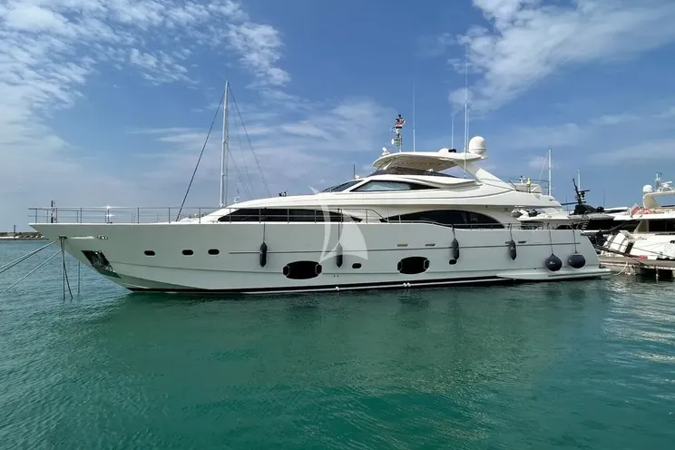 Charter Yacht WATCH ME - Ferretti Custom Line 30m - 5 Cabins - Athens - Mykonos - Paros - Cyclades - Greece
