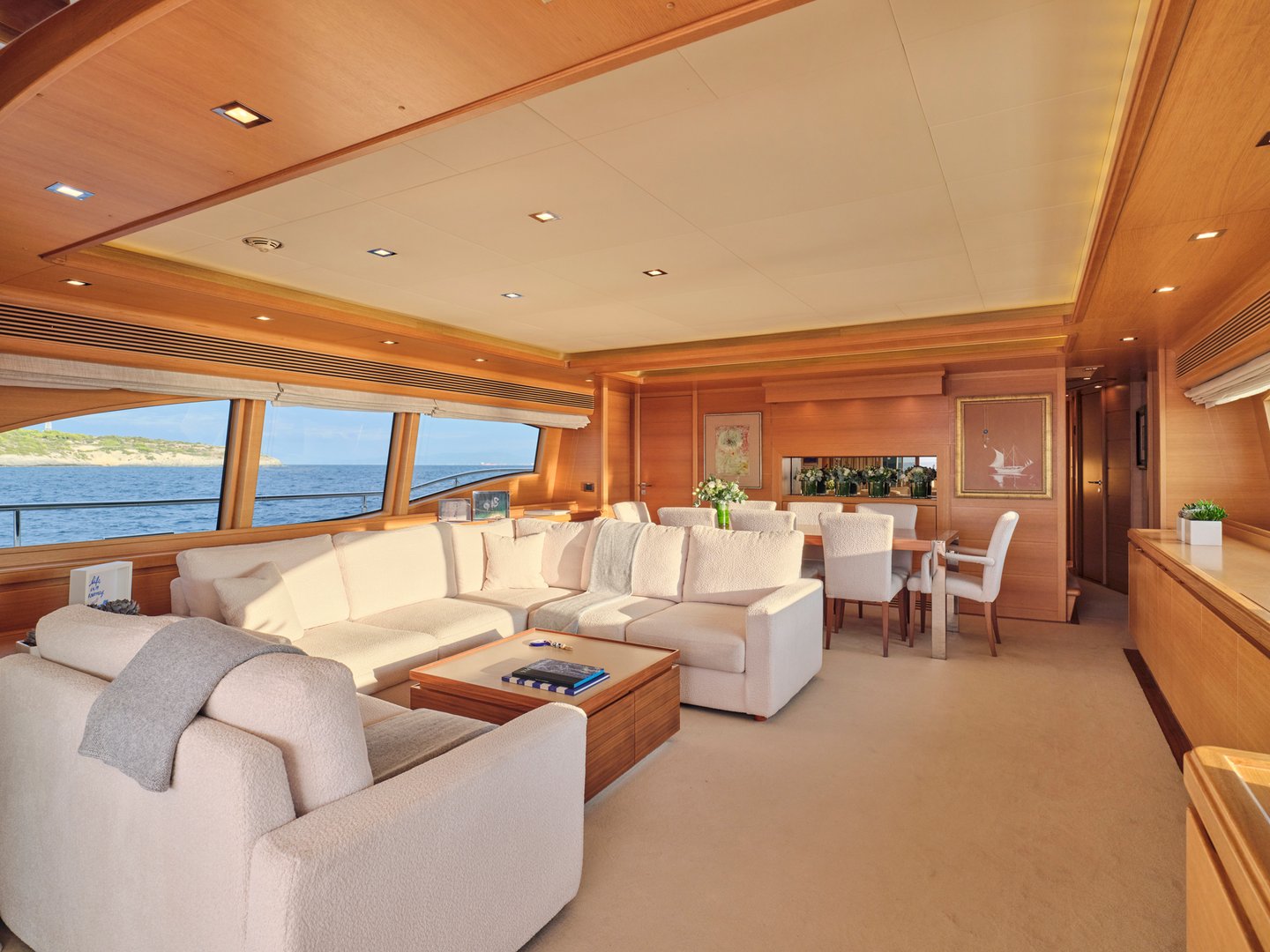 Charter Yacht WATCH ME - Ferretti Custom Line 30m - 5 Cabins - Athens - Mykonos - Paros - Cyclades - Greece