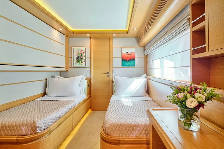 Charter Yacht WATCH ME - Ferretti Custom Line 30m - 5 Cabins - Athens - Mykonos - Paros - Cyclades - Greece
