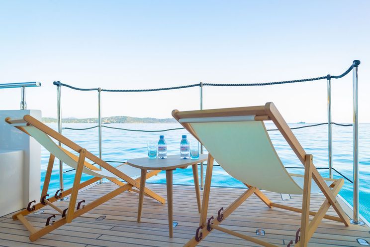 Charter Yacht WATERMACHINE - Gulf Craft Majesty 100 - 5 Cabins - Cogolin - St. Tropez - Monaco