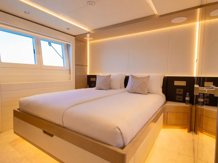 WATERMACHINE Gulf Craft Majesty 100 - VIP cabin 2 WATERMACHINE Gulf Craft Majesty 100 - VIP cabin 2