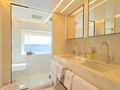 WATERMACHINE - Gulf Craft Majesty 100,vanity unit and shower