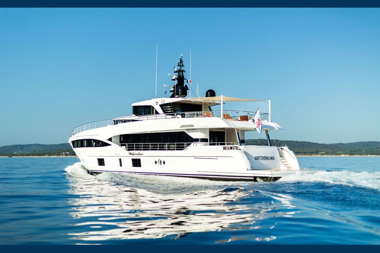 Charter Yacht WATERMACHINE - Gulf Craft Majesty 100 - 5 Cabins - Cogolin - St. Tropez - Monaco