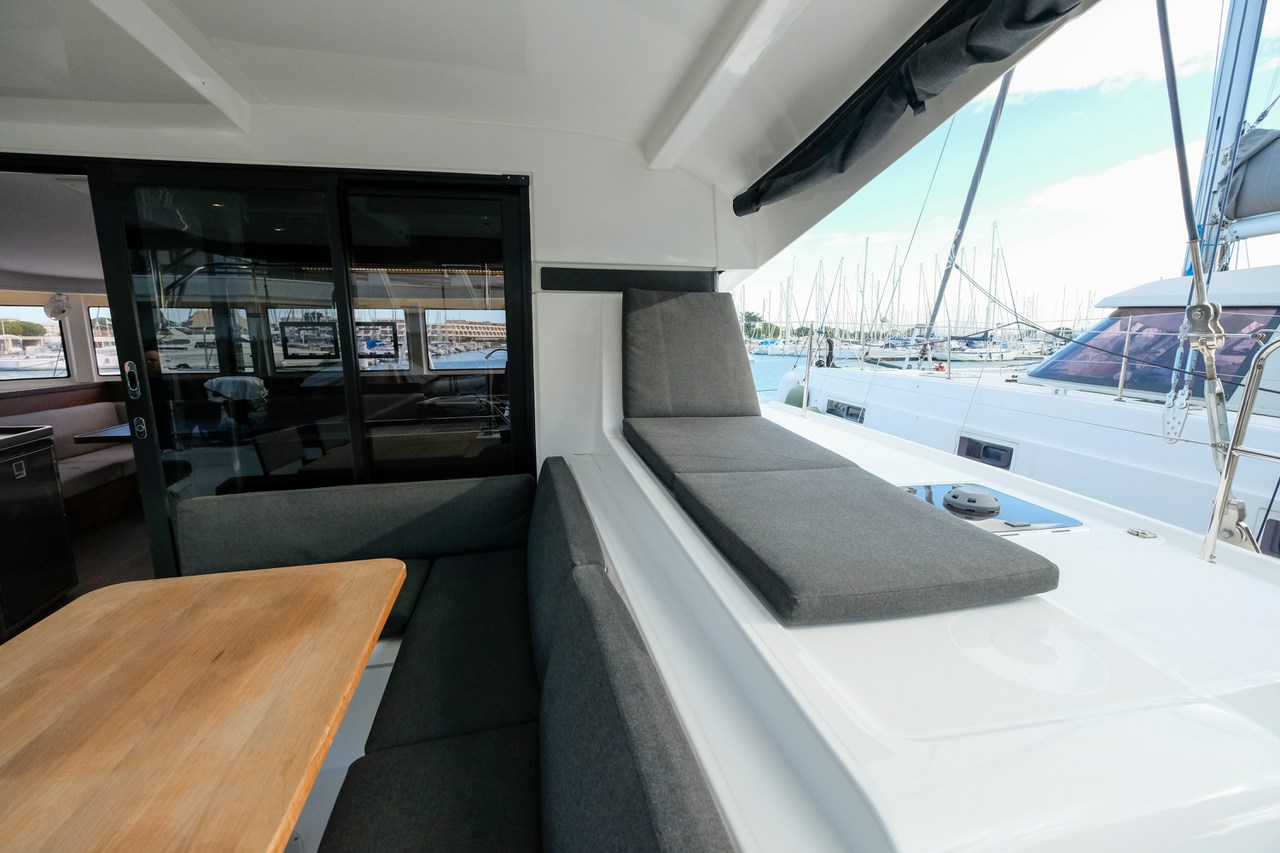 Charter Yacht WHITE CHADAL - Lagoon 42 - 4 Cabins - St Raphael - Cannes - St Tropez - Nice - Antibes - Monaco - French Riviera