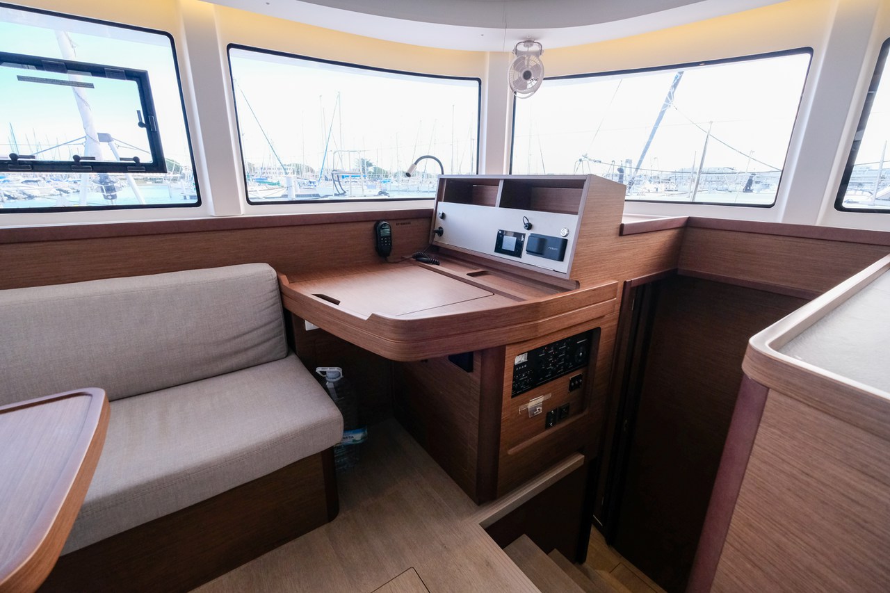 Charter Yacht WHITE CHADAL - Lagoon 42 - 4 Cabins - St Raphael - Cannes - St Tropez - Nice - Antibes - Monaco - French Riviera