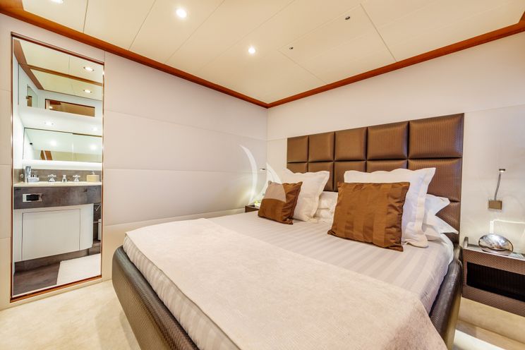 Charter Yacht WHITE HAVEN - Canados 25 - 4 Cabins - Naples - Capri - Positano - Amalfi Coast - Italy